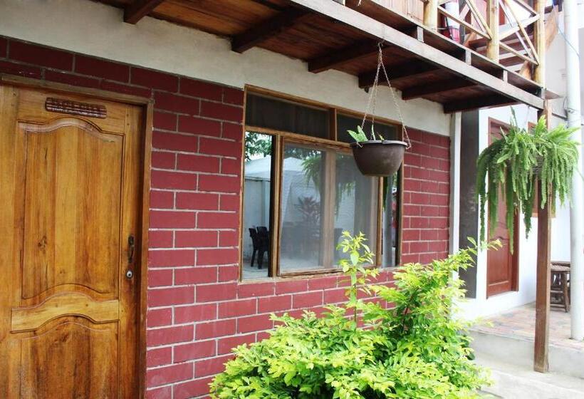 Номер Стандарт, El Refugio Del Sol