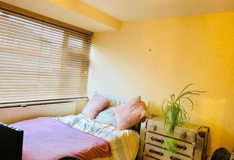 标准间, Enfield Lock Business Stay House