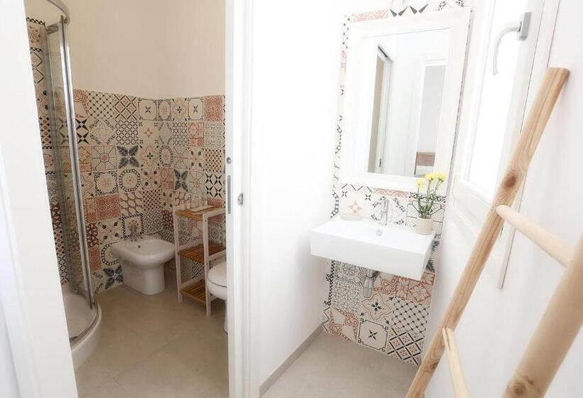 舒适三人间, B&b   Le Tre Comari