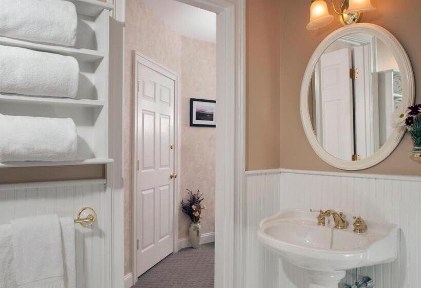 Люкс Кровать Кинг, Wolf Cove Inn