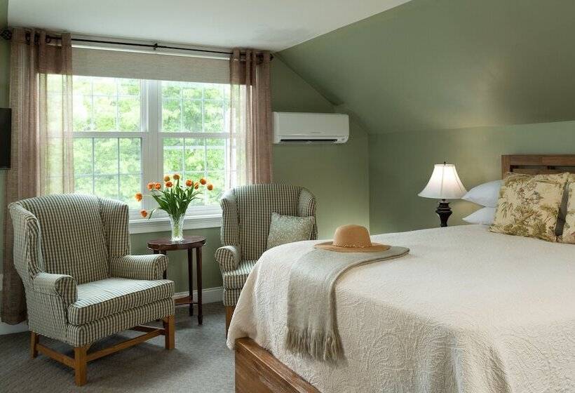 Номер Стандарт, Wolf Cove Inn