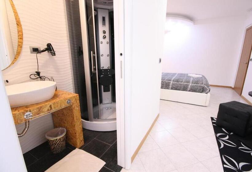 Номер Стандарт, B&b Black&white And Apartments