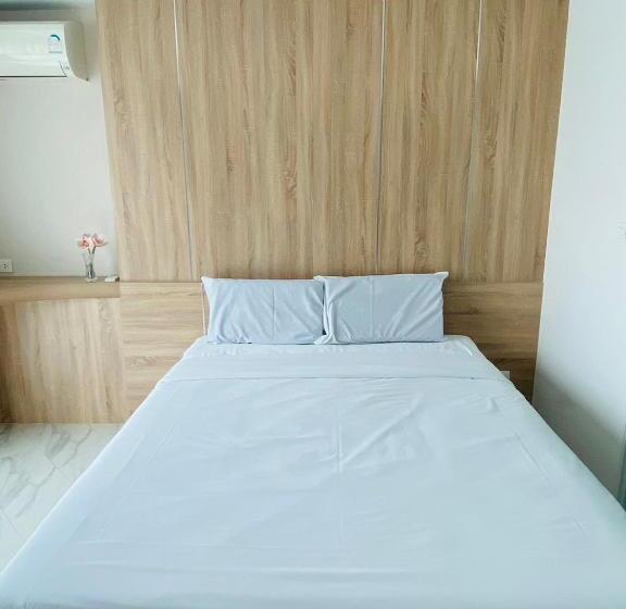 اتاق سوپریور با تخت بزرگ, D Eco Hotel Pattaya