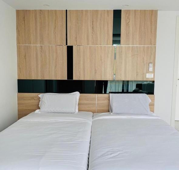 اتاق سوپریور با تخت بزرگ, D Eco Hotel Pattaya