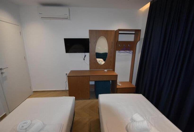 Quarto Deluxe, Agimi
