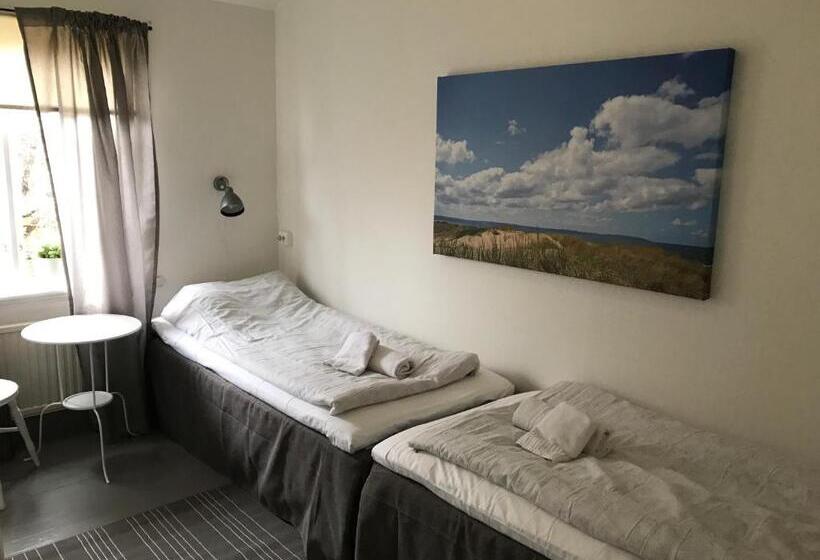 Номер Стандарт, Hallandsgården Mellbystrand