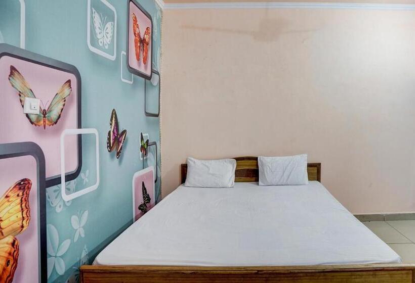 三人经典房间, Oyo Crown Guest House