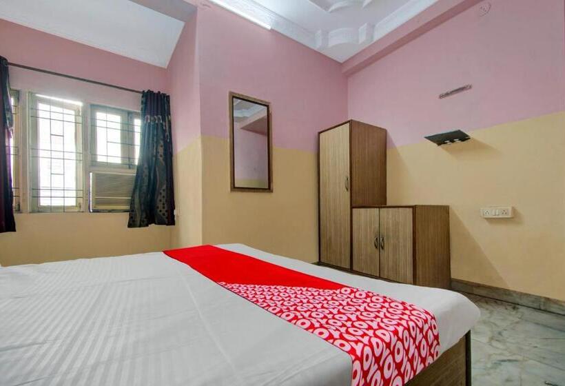 Трехместный Номер Классика, Oyo Hotel Sanwariya Palace