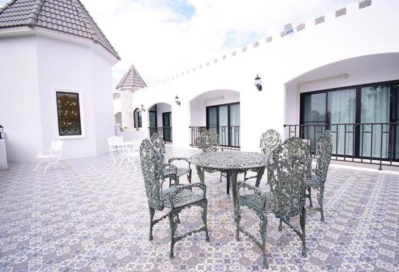 Стандартный Номер Кровать Кинг, พาราไดซ์รีสอร์ต สังขละบุรี Paradise Resort At Sangkhlaburi