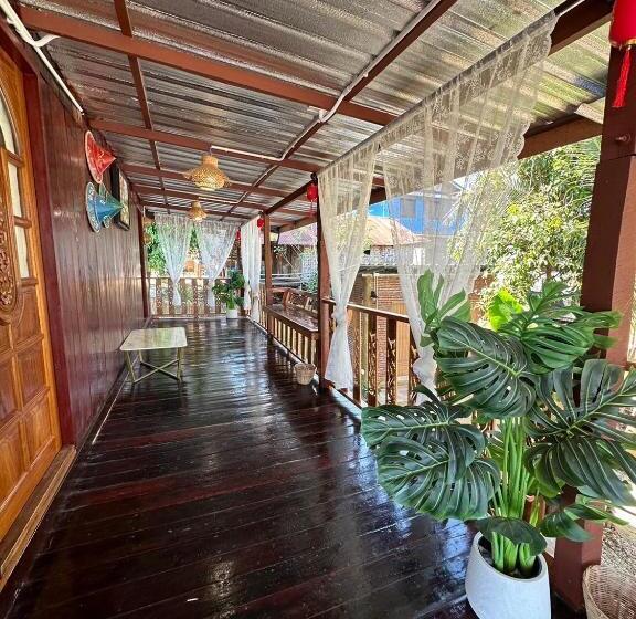 Дом 1 Спальня, พาราไดซ์รีสอร์ต สังขละบุรี Paradise Resort At Sangkhlaburi