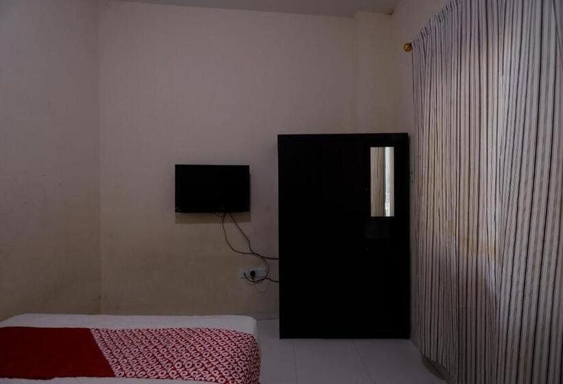 标准间, Oyo 93130 Baloi Homestay