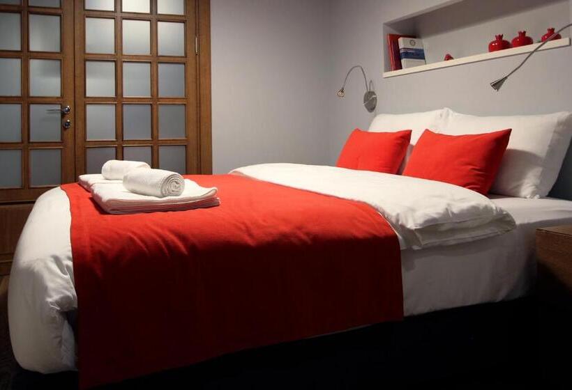 Люкс, La Casa Pera Suites