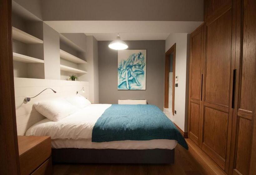 Люкс Повышенной Комфортности, La Casa Pera Suites