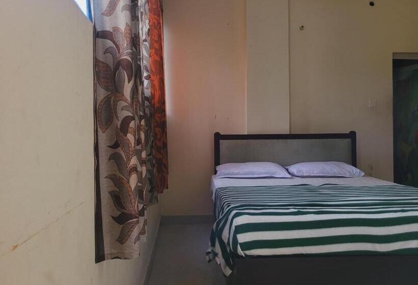 Номер Economy, Green Castle Residency