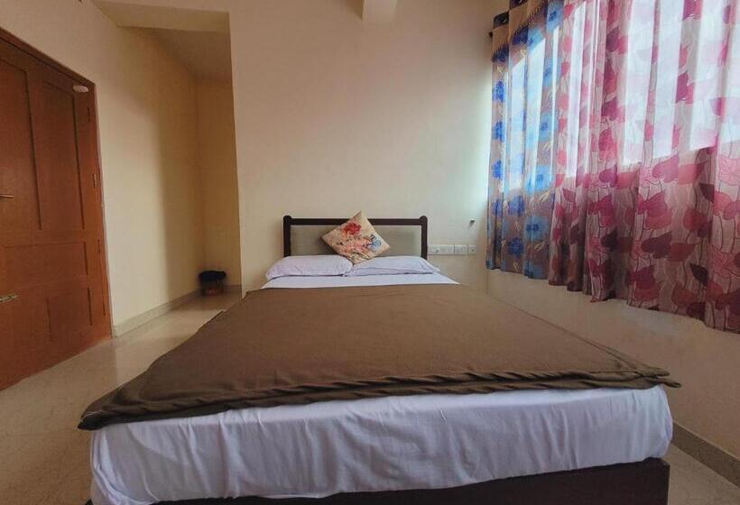 Номер Deluxe, Green Castle Residency