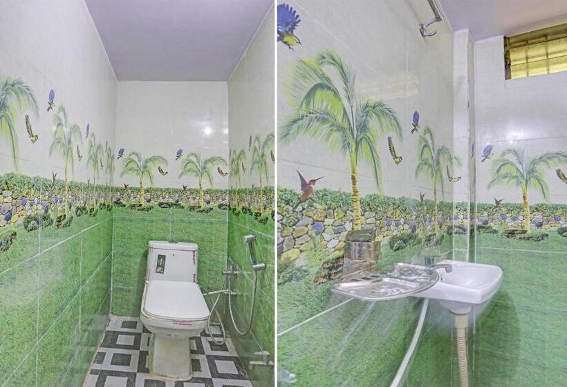 トリプルクラシックルーム, Oyo Mayur Hotel & Guest House