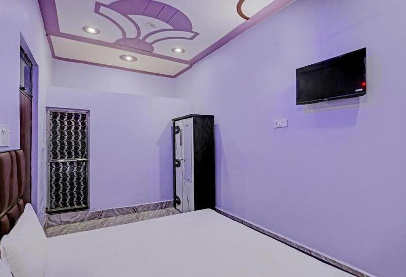 デラックストリプルルーム, Oyo Mayur Hotel & Guest House