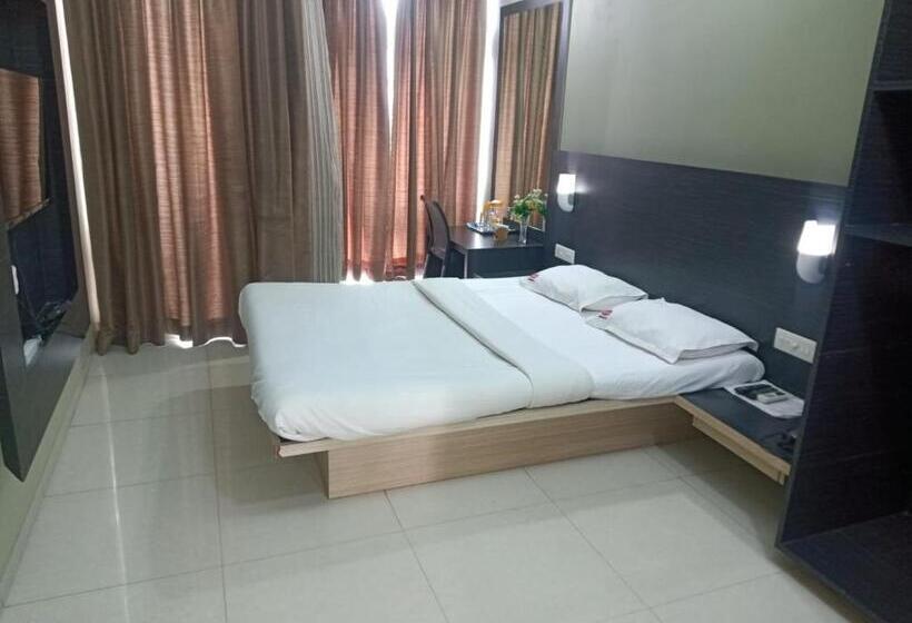 Номер Премиум, Vits Select Grand Inn, Ratnagiri