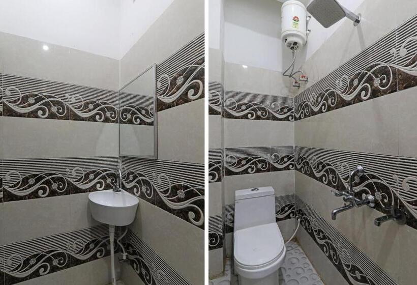 Трехместный Номер Классика, Golden Inn