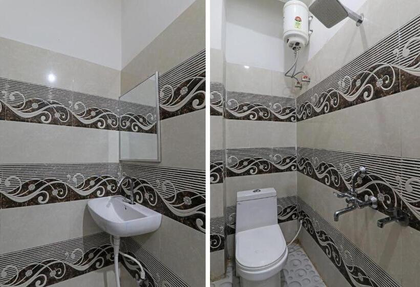 Трехместный Номер Классика, Golden Inn