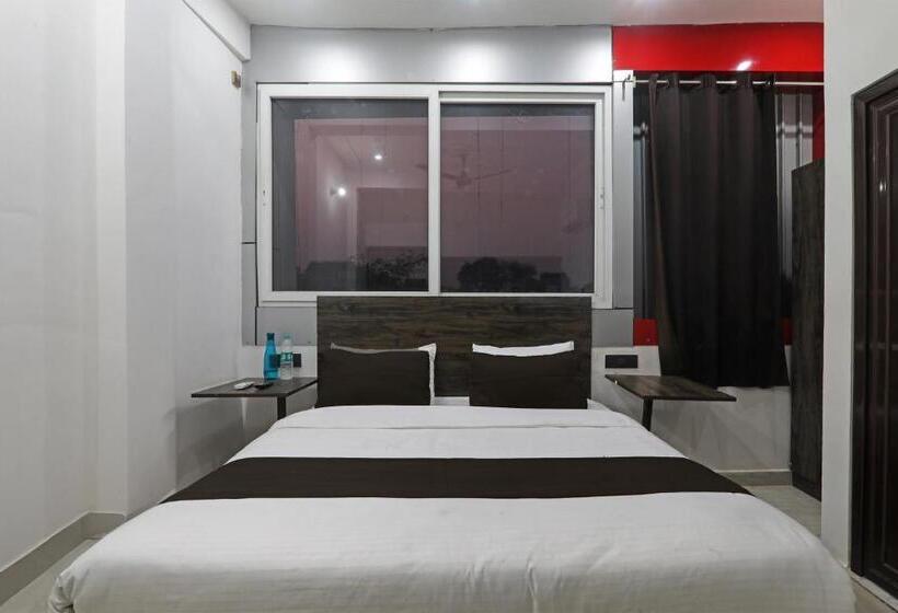 Трехместный Номер Классика, Golden Inn