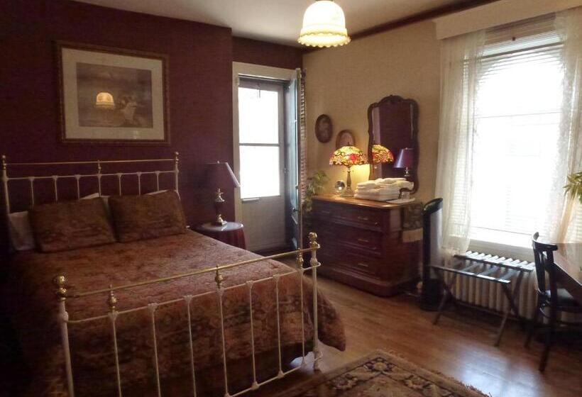 스탠다드 발코니 룸, Auberge King Edward Bed And Breakfast