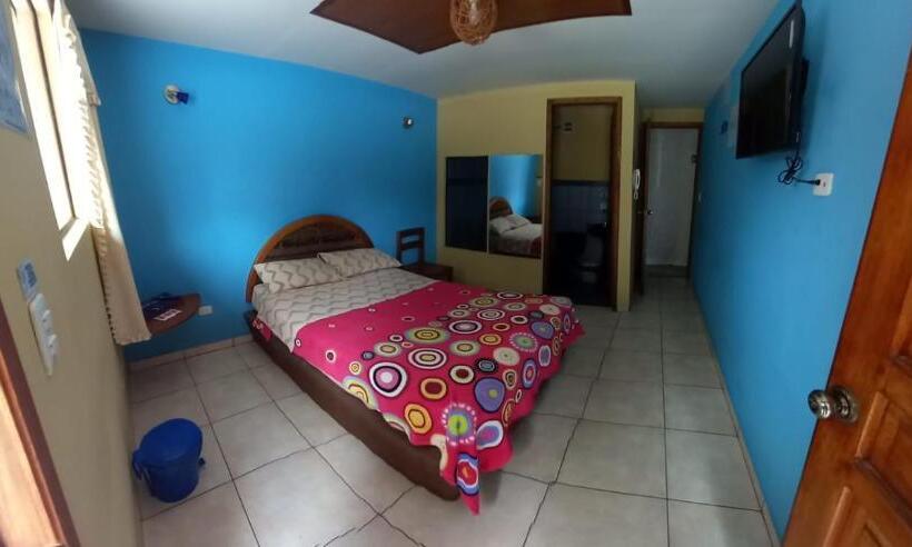 Номер Стандарт Вид на Горы, Hostal Aventura