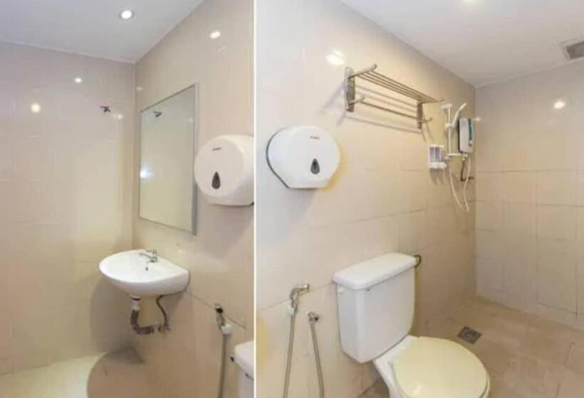 Номер Стандарт, V Hotel Sri Gombak