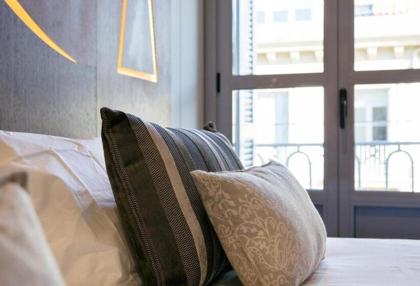 شقة 3 غرف, Legazpi Doce Rooms & Suites
