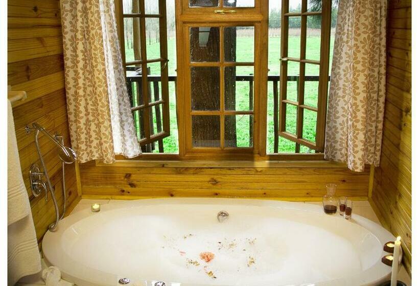Дом 1 Спальня, Vindoux Tree House Guest Farm & Spa