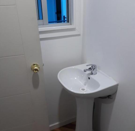 اتاق استاندارد یک نفره, Hostal Alessandri