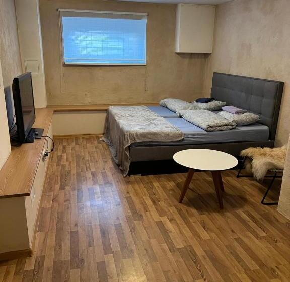 اتاق خانوادگی, Süda Hostel Süda 7