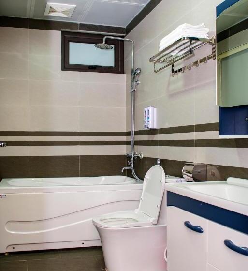 اتاق پریمیوم چهارنفره, Viet Phuong Hotel Ninh Binh