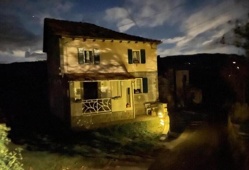 Дом 4 Спальни, Cà Di Lucca