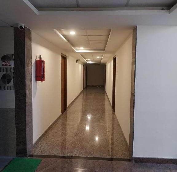 اتاق لوکس, Dwaraka Residency
