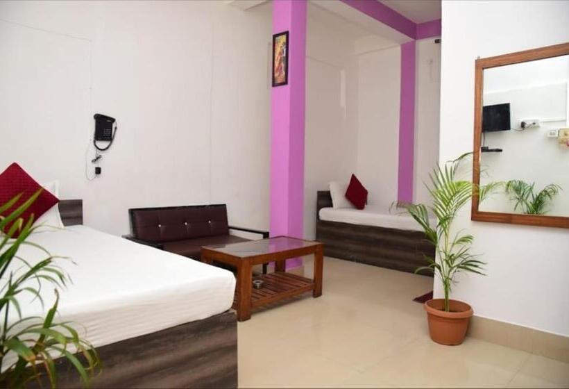 اتاق استاندارد, Rowdralaya Residency