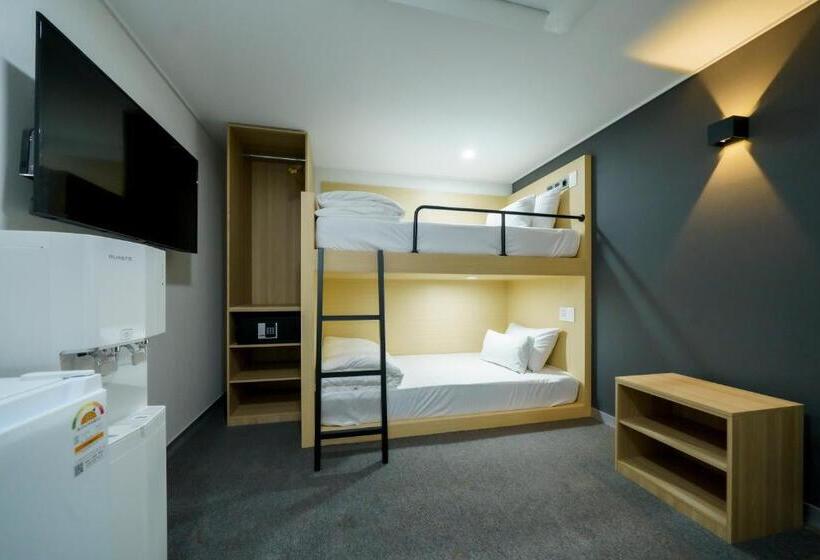 חדר סטנדרט, The Stay Hue Myeongdong