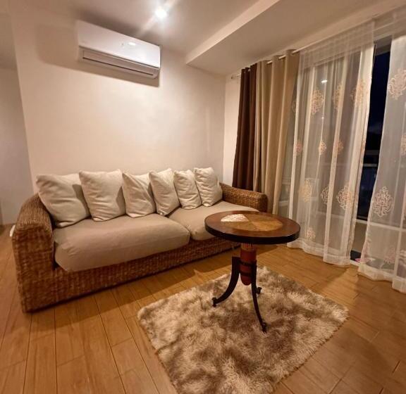 Семейный Номер, Casa Del Beach House