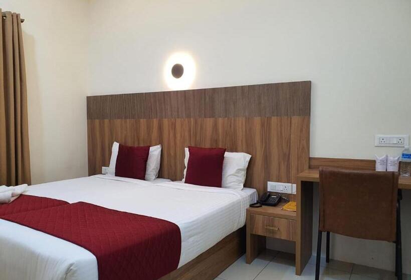 스탠다드 룸, Deepakam Inn