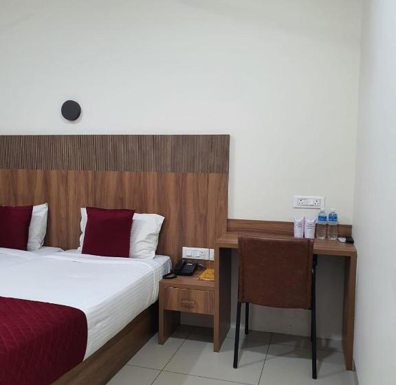 스탠다드 룸, Deepakam Inn