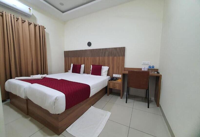 스탠다드 룸, Deepakam Inn