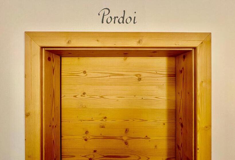带1个卧室的豪华公寓, Dolomiti Luxury Mountain View Ski In Ski Out