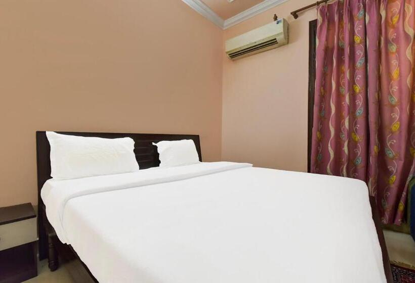 Номер Стандарт, Homewood Suites And Guest House