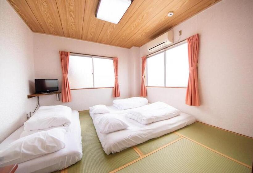 Номер Стандарт Трехместный, Yamato Saidaiji Hotel Sindai