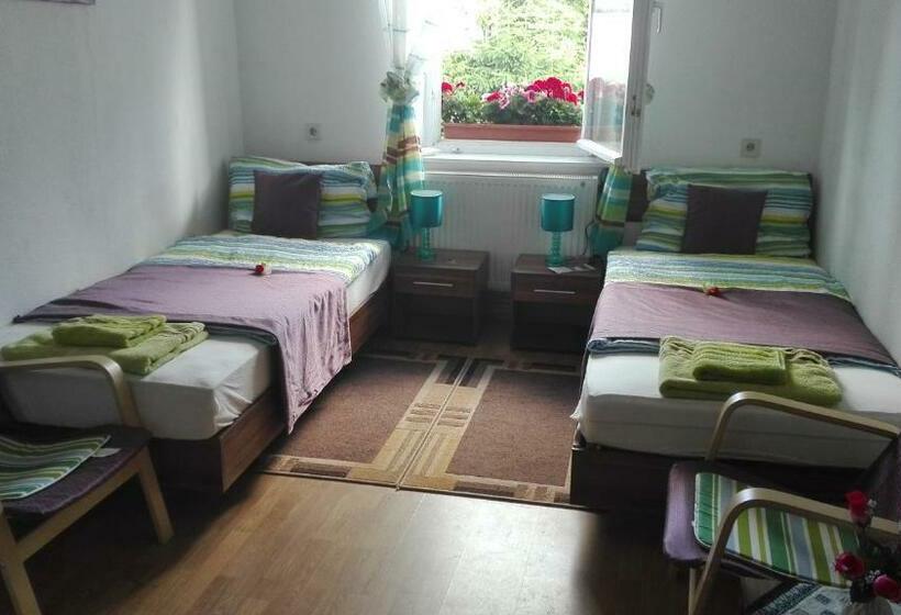 Номер Стандарт, Alte Schule Trogen