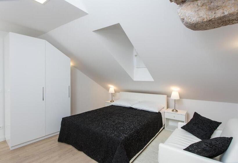 Пентхаус, Klarisa Palace Rooms