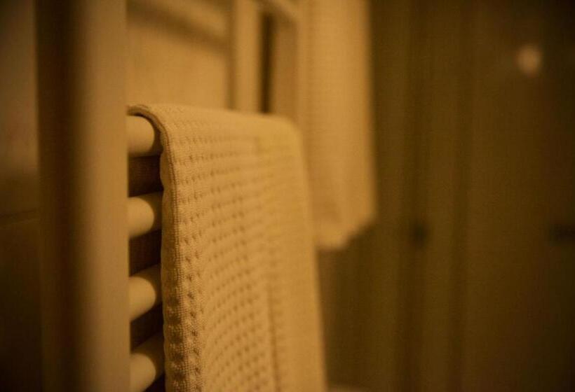이코노미 룸, Seehotel Huberhof