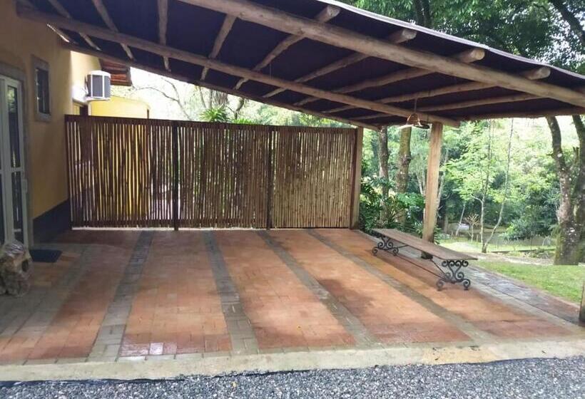 Quarto Triplo Comfort, Recanto Das Pedras