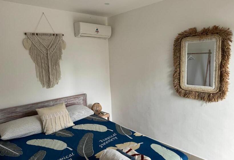 Номер Стандарт с Балконом, Surf Bali Villa