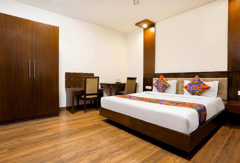 Superior Room, Fabhotel Heaven In